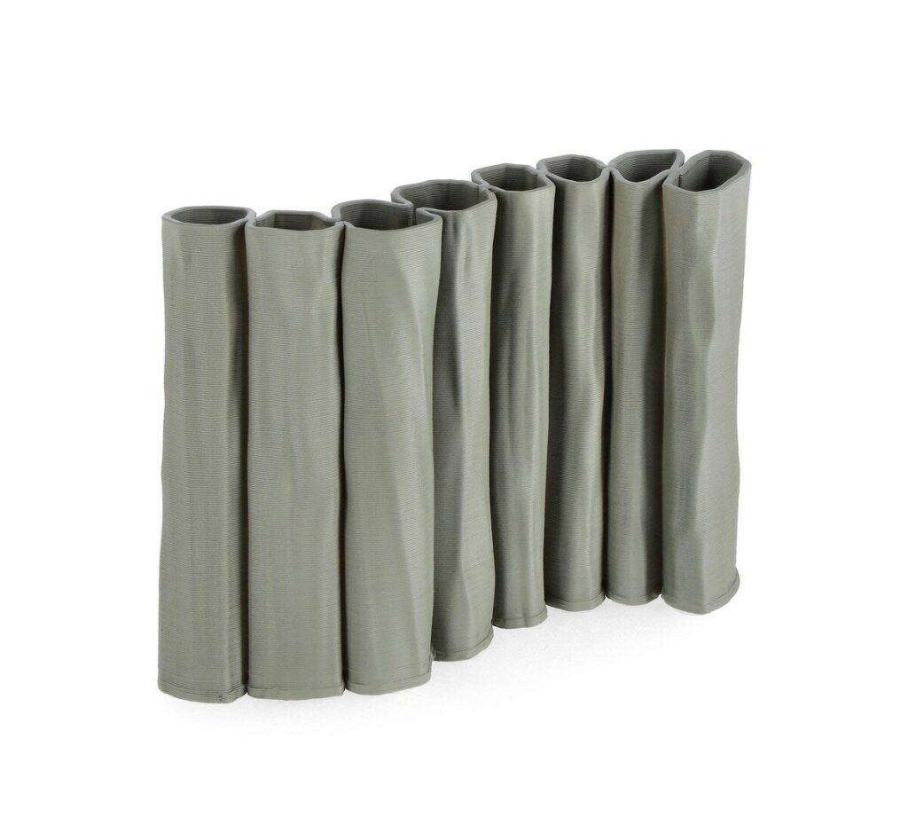 REIKO RECT GREEN VASE HOLD.H21