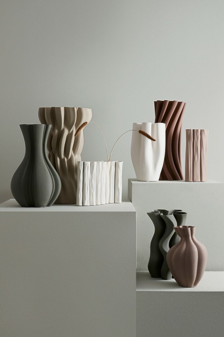 MISA RECT WHITE VASE HOLD. H21