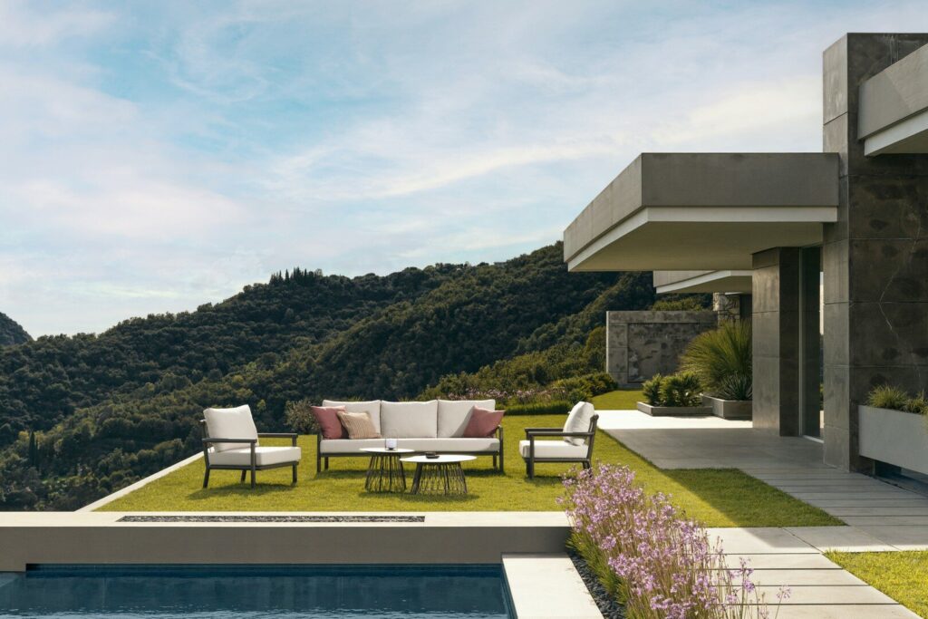 SET5 SALON LANAI COCOA