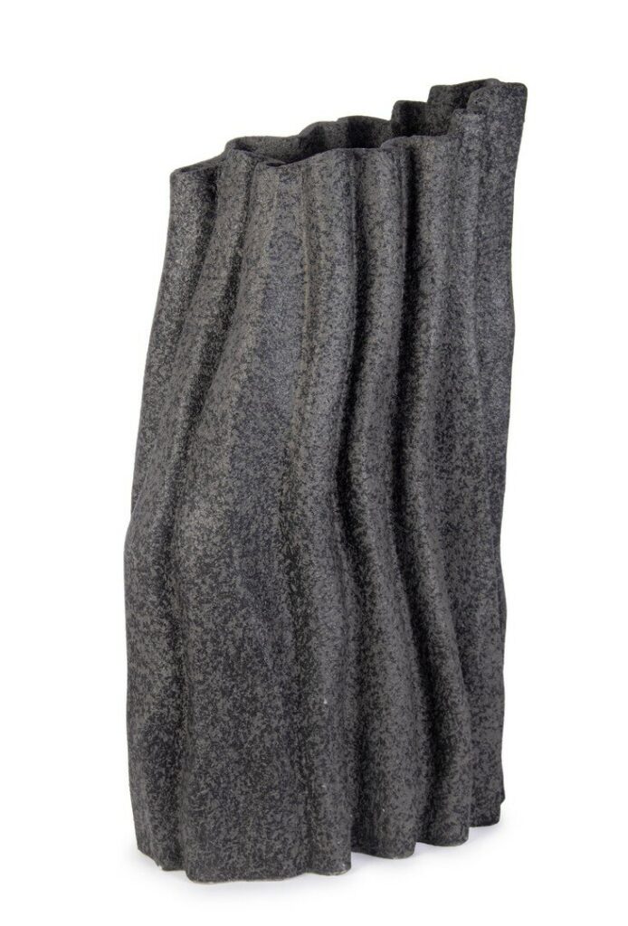 HEMLY GREY VASE HOLDER H115